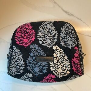 Vera Bradley medium cosmetic bag